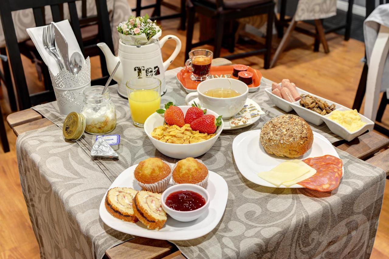 Bed & Breakfast Bairro Alto Ba Sweet Lisbona